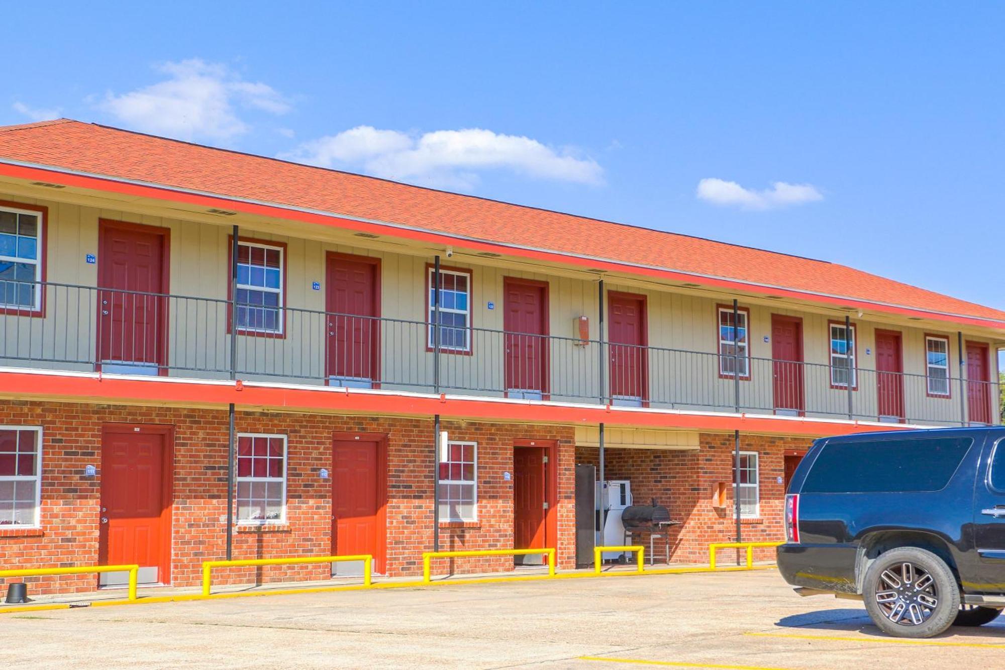 Economy Inn By Oyo Lockport Near Houma Екстериор снимка